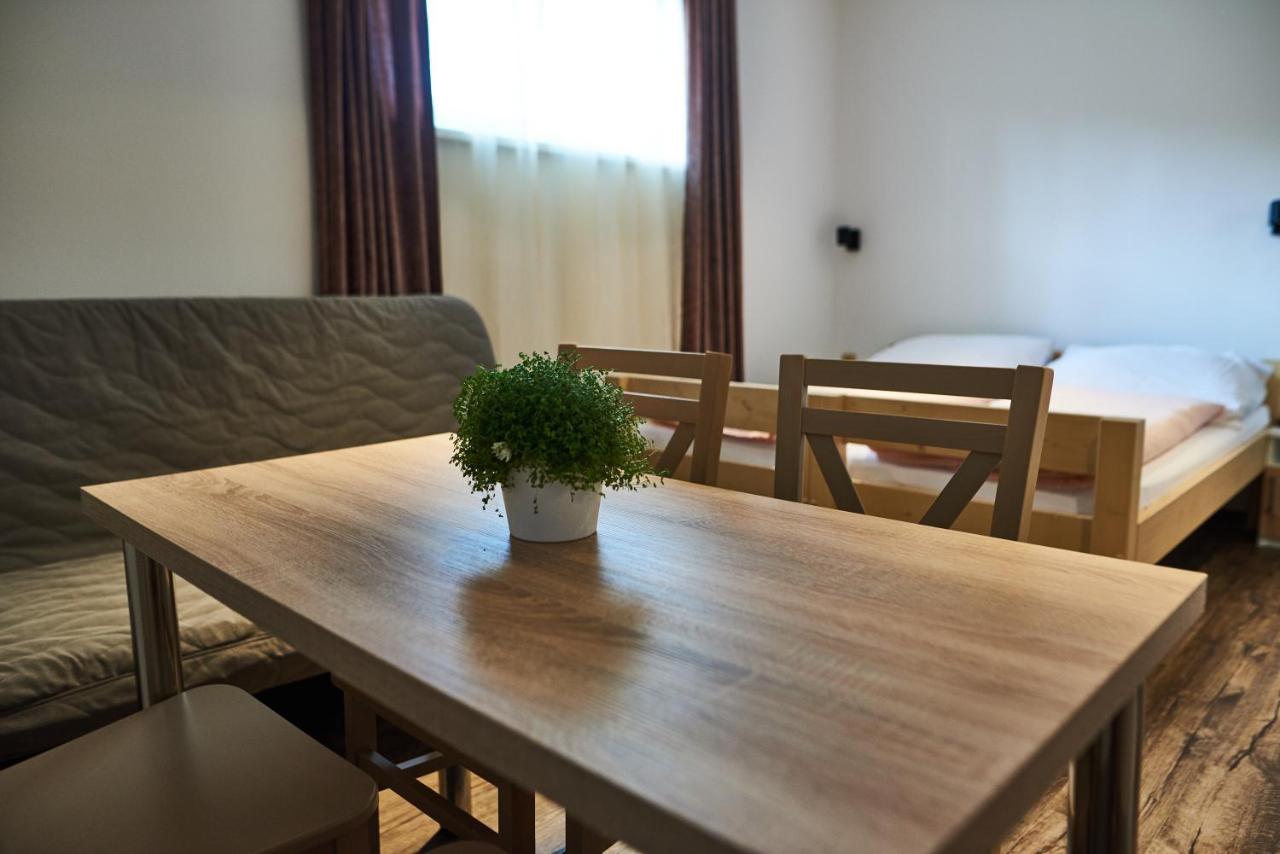 Stodola Na Bile Aparthotel Bila  Exteriör bild